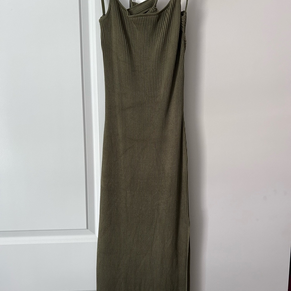 Abercrombie & Fitch Olive Midi Dress